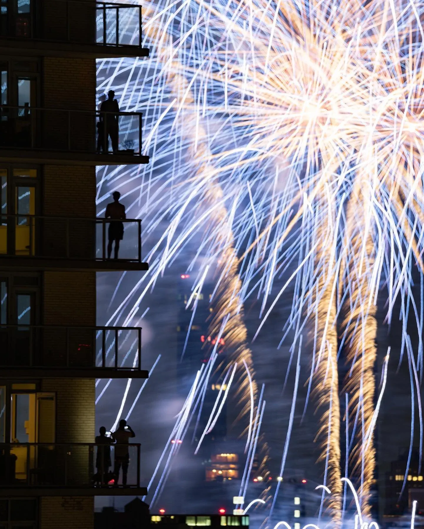 Happy Fourth of July! Had the opportunity to capture the Macy’s Fireworks Spectacular... despite the craziness of 5-minute shows in an unannounced location each night of the week (to prevent large gatherings). Tried a slower shutter speed than