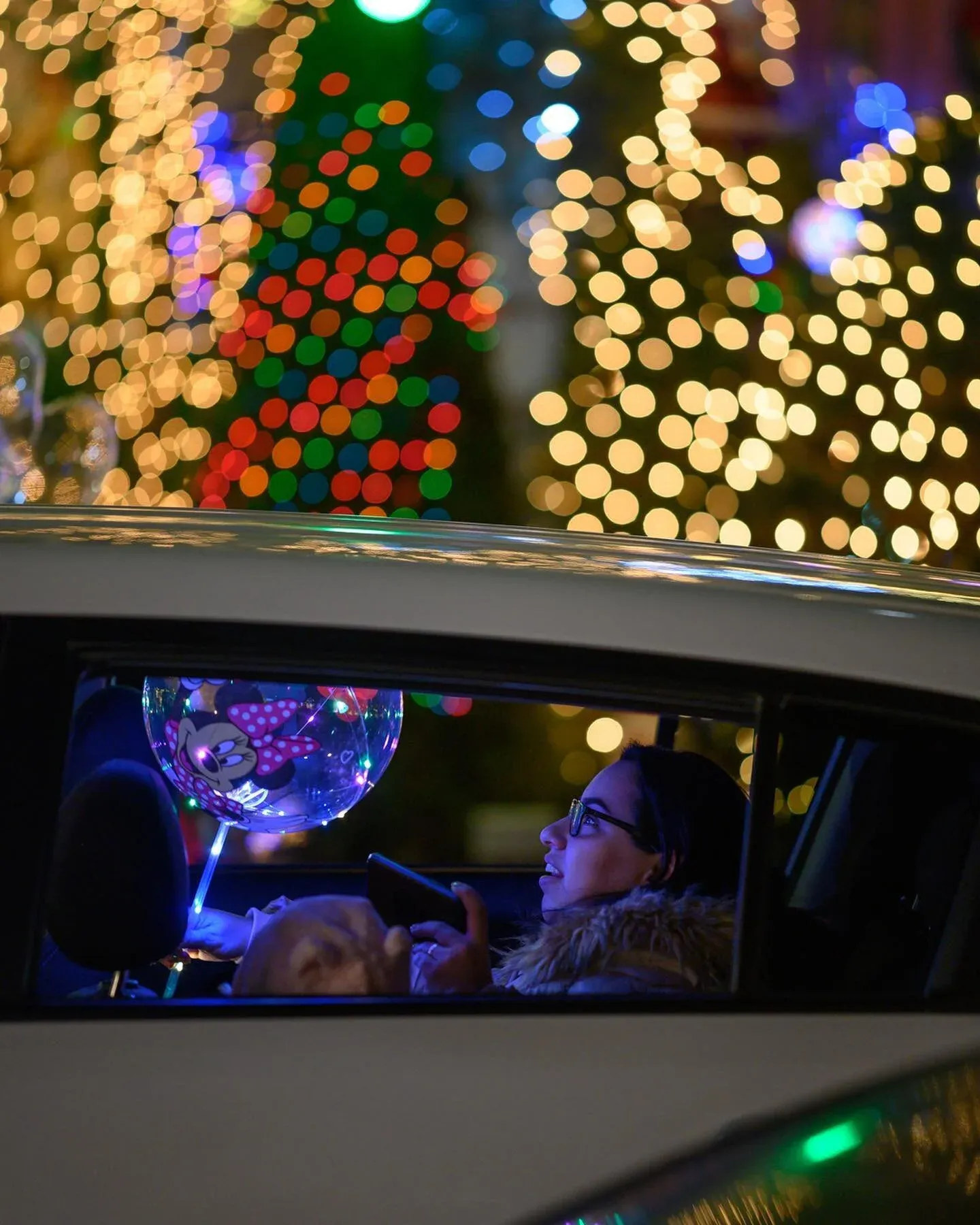 This year's Christmas photo adventure took me to Dyker Heights, Brooklyn. If you’re not from or haven’t lived in NYC, you probably haven't heard of this neighborhood. It's home to one of the biggest holiday light displays in the region. A