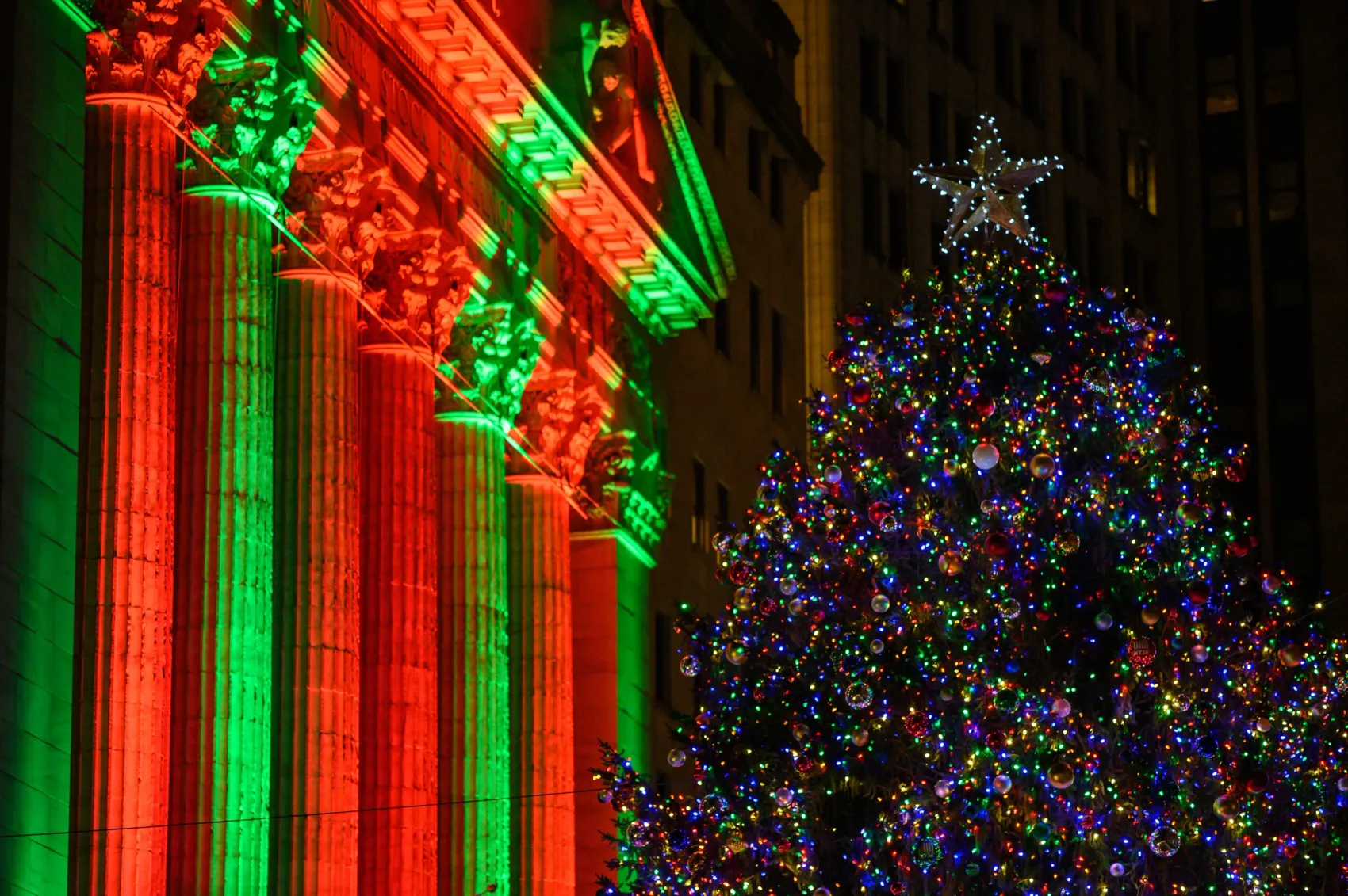 Tour of trees: Images of NYC's best Christmas trees