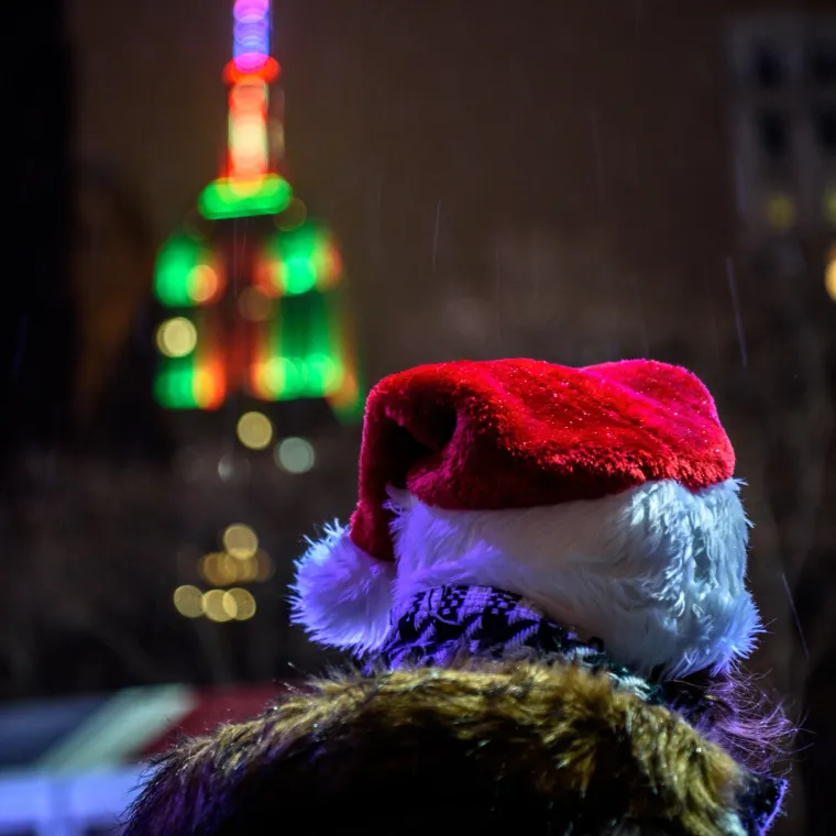 22 photos that show off the magic of Christmas in NYC